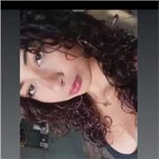 Profesora de dibujo, estudiante de Grado en bellas artes.